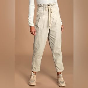 NWOT Free People Margate Beige Paperbag Waist Pleated Trouser Pants- Size Large